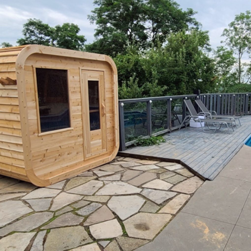 Dundalk Leisurecraft Canadian Timber Luna Outdoor Sauna
